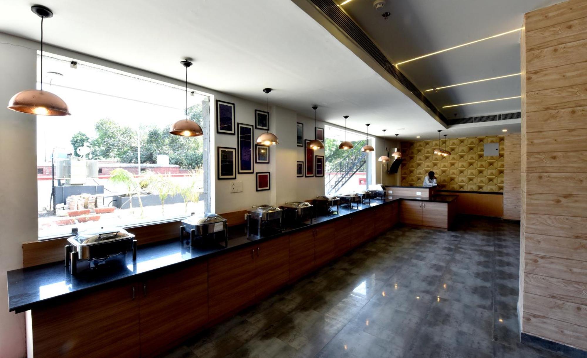 Cosmopolitan Hotel Jodhpur  Eksteriør billede